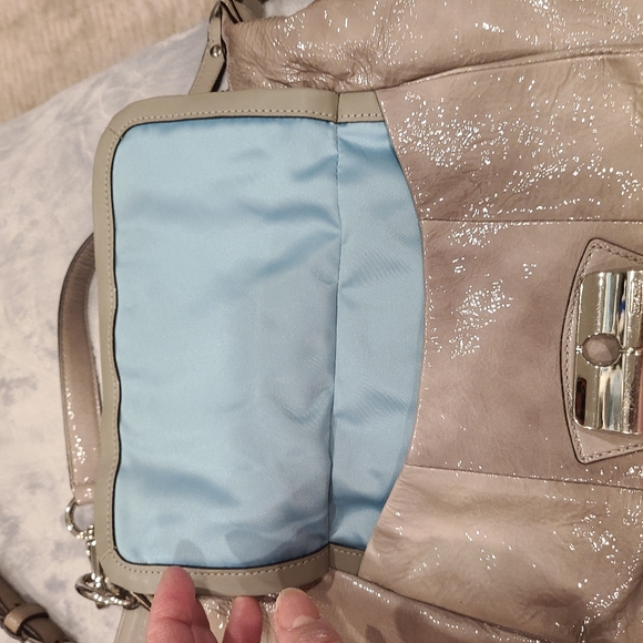 Coach Kristin Patent Leather hobo 19299 bag - Picture 9 of 13